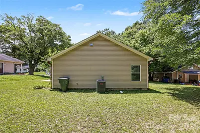 318 N Pryor Street, Gastonia, NC 28052 - Photo 17