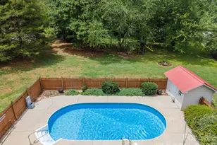 201 Wellington Dr, Lincolnton, NC 28092 - Photo 17