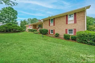 201 Wellington Dr, Lincolnton, NC 28092 - Photo 3