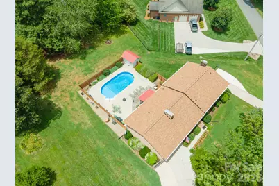 201 Wellington Drive, Lincolnton, NC 28092 - Photo 19