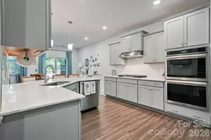 386 Kennerly Center Dr, Mooresville, NC 28115 - Photo 17