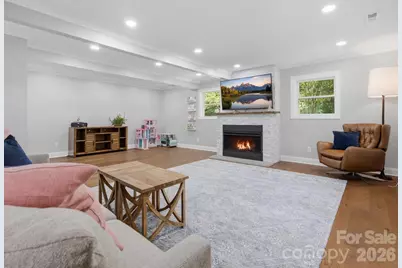 6819 Woodstock Drive, Charlotte, NC 28210 - Photo 19