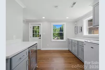6819 Woodstock Drive, Charlotte, NC 28210 - Photo 27