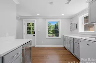 6819 Woodstock Dr, Charlotte, NC 28210 - Photo 29