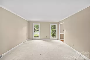 7201 Hopeton Rd, Charlotte, NC 28210 - Photo 11