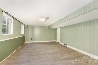 1355 Leheigh Court, Winston Salem, NC 27103 - Photo 9
