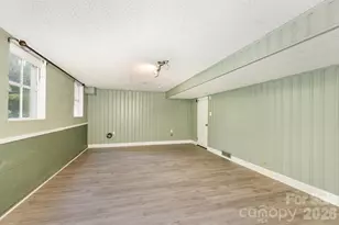 1355 Leheigh Ct, Winston Salem, NC 27103 - Photo 9