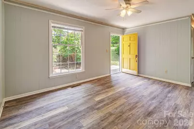 364 Pearson Drive, Asheville, NC 28801 - Photo 3