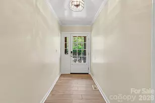 21021 Entrada Dr, Cornelius, NC 28031 - Photo 3