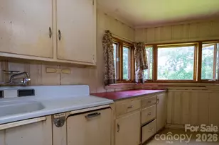 115 Church St, Burnsville, NC 28714 - Photo 15