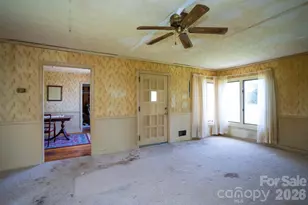 115 Church St, Burnsville, NC 28714 - Photo 9