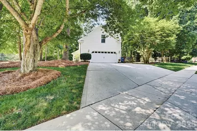 2908 Pinewood Hill Drive, Matthews, NC 28105 - Photo 3