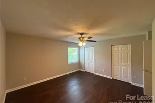 11016 Hunter Trail Ln, Charlotte, NC 28226 - Photo 7