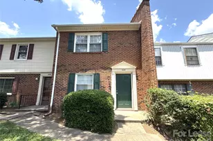 11016 Hunter Trail Ln, Charlotte, NC 28226 - Photo 1