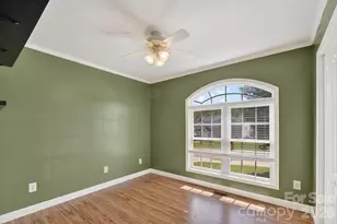 1590 Mayfair Dr, Conover, NC 28613 - Photo 7