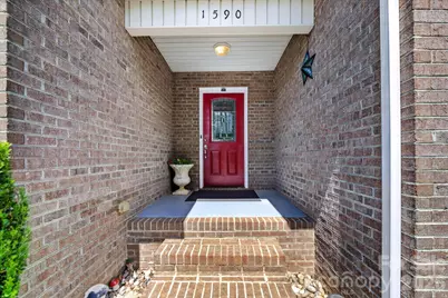 1590 Mayfair Drive, Conover, NC 28613 - Photo 5