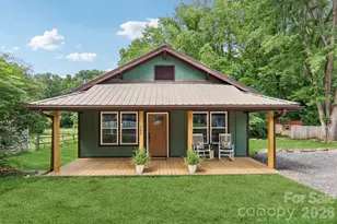 169 East St, Waynesville, NC 28786 - Photo 1