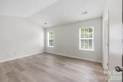 5423 Starflower Drive, Charlotte, NC 28215 - Photo 17
