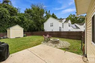 5423 Starflower Dr, Charlotte, NC 28215 - Photo 35