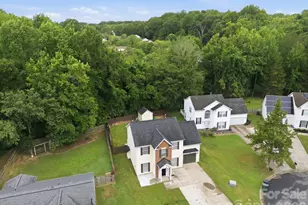 5423 Starflower Dr, Charlotte, NC 28215 - Photo 41