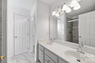 5423 Starflower Dr, Charlotte, NC 28215 - Photo 19