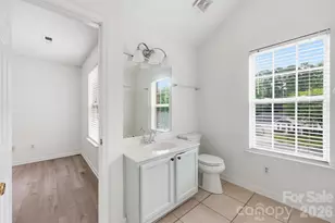 5423 Starflower Dr, Charlotte, NC 28215 - Photo 25