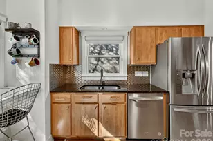 232 S Clarkson St, Charlotte, NC 28202 - Photo 11