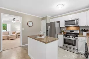 5542 Randolph Rd, Kannapolis, NC 28081 - Photo 9
