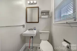 4301 Briarhill Dr, Charlotte, NC 28215 - Photo 23