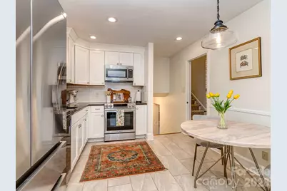 6817 Ronda Avenue, Charlotte, NC 28211 - Photo 9