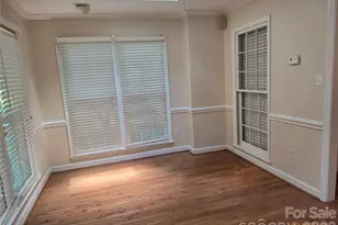 7513 Red Oak Ln, Charlotte, NC 28226 - Photo 5