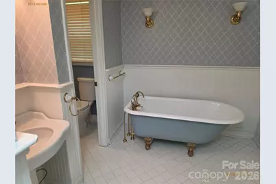 7513 Red Oak Lane, Charlotte, NC 28226 - Photo 11