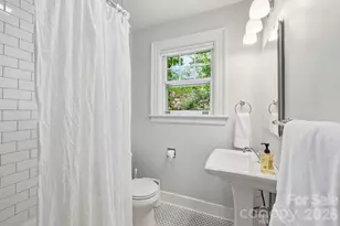 23 Warwick Pl, Asheville, NC 28804 - Photo 21