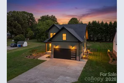 75 2nd Avenue SE, Taylorsville, NC 28681 - Photo 3