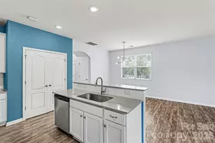 105 Tigris Trl, Fort Mill, SC 29715 - Photo 9