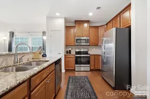 1760 Evergreen Dr, Charlotte, NC 28208 - Photo 17