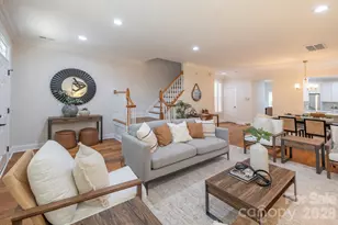 9323 Bonnie Briar Cir, Charlotte, NC 28277 - Photo 11