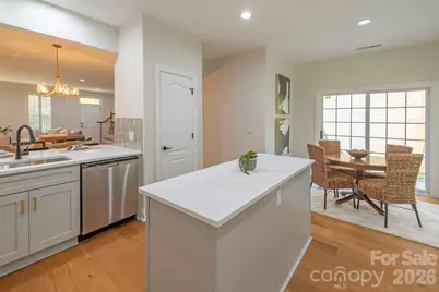 9323 Bonnie Briar Circle, Charlotte, NC 28277 - Photo 7