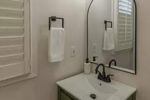 9323 Bonnie Briar Cir, Charlotte, NC 28277 - Photo 19