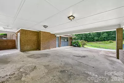 8417 Rolling Hills Avenue, Hickory, NC 28602 - Photo 35