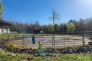 4085 Hunting Country Rd, Tryon, NC 28782 - Photo 15