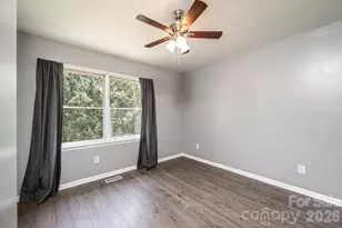 4158 Arrowhead Dr NE, Hickory, NC 28601 - Photo 29