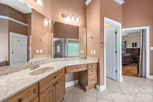 7032 Kidwelly Ln, Matthews, NC 28104 - Photo 27