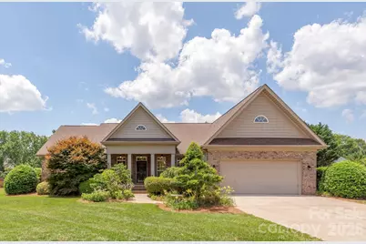 7032 Kidwelly Lane, Matthews, NC 28104 - Photo 1