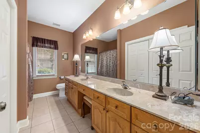 7032 Kidwelly Lane, Matthews, NC 28104 - Photo 35