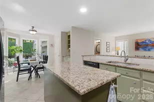 2402 Beaucatcher Ln, Charlotte, NC 28270 - Photo 15