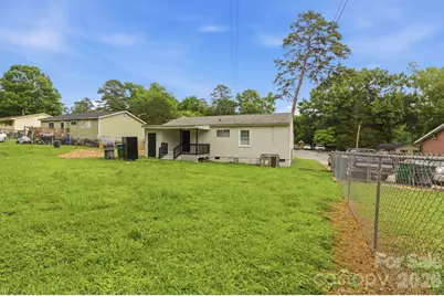 2732 Thornton Road, Charlotte, NC 28208 - Photo 15