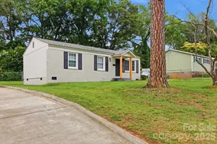 2732 Thornton Rd, Charlotte, NC 28208 - Photo 15