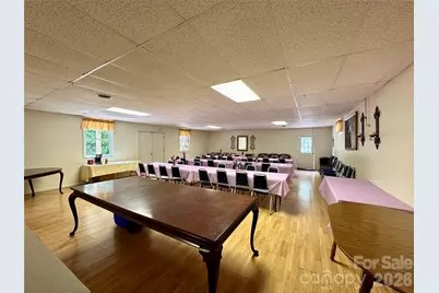 422 US Highway 19E Highway, Spruce Pine, NC 28777 - Photo 23