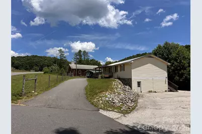 422 US Highway 19E Highway, Spruce Pine, NC 28777 - Photo 15